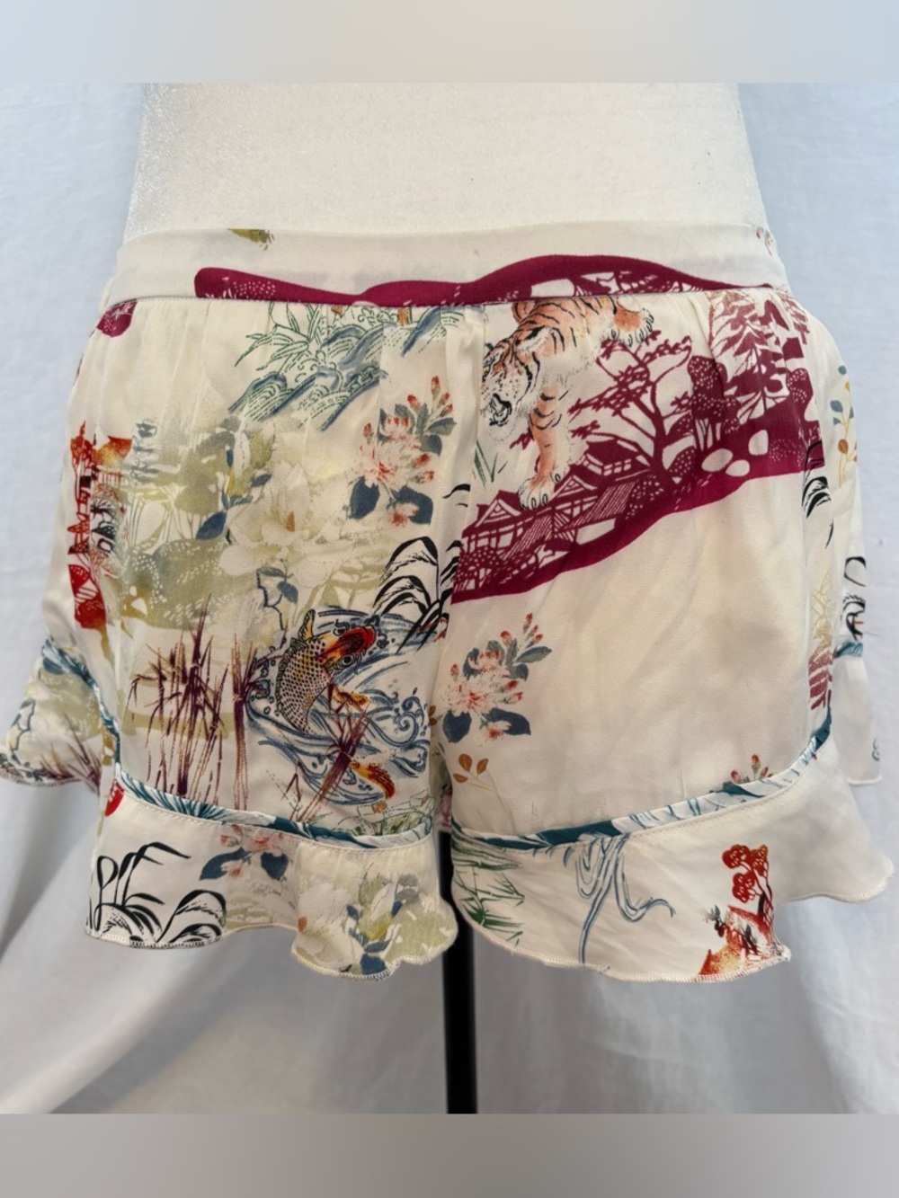Ivory Floral & Tiger Print Ruffle-Hem Skort
